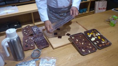 bean-to-bar-chocolate-making-workshop42