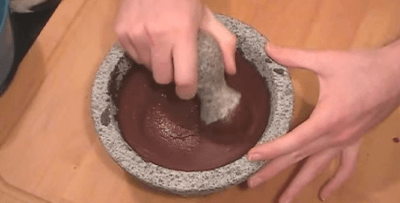 how-to-make-chocolate-from-cacao-beans-at-home5