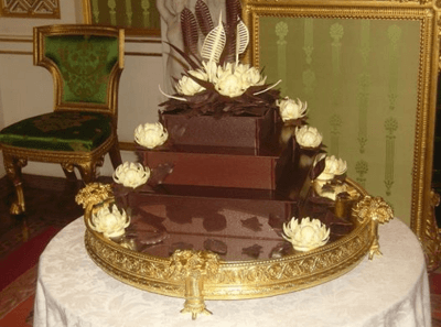 chocolate-wedding-cake-served-at-british-royal-wedding