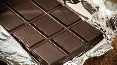 eating-chocolate-may-reduce-body-fat