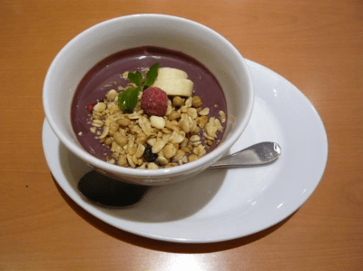 no-taste-acai-itself-about-500-calories-in-100-grams